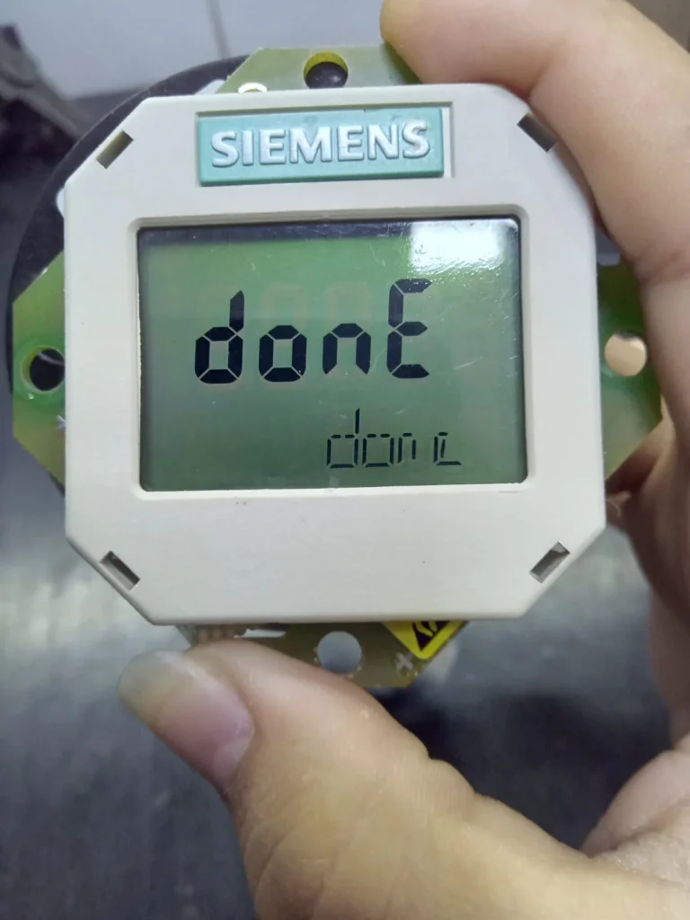 Manutenção de displays e IHMs